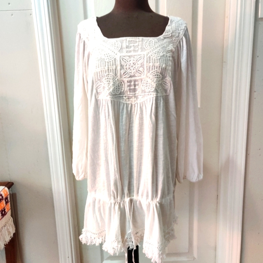 XCVI Cotton Embroidered Crochet Fringe Peasant Tunic White Size L